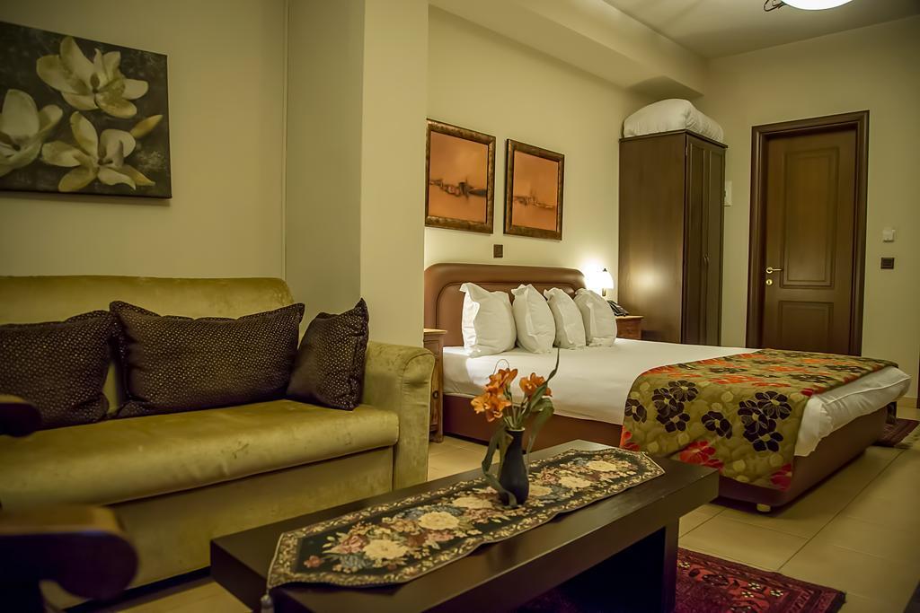 Pandion Luxury Boutique Hotel & Suites With Spa Неохоріон Екстер'єр фото